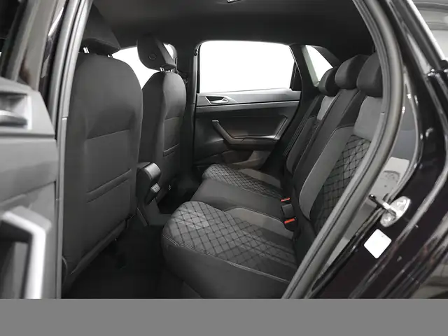 Volkswagen Polo view 13