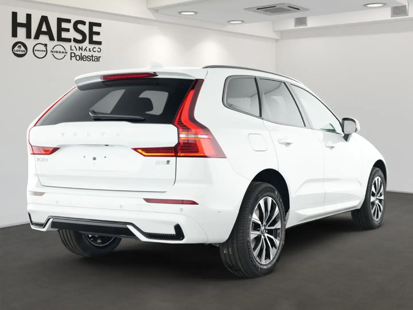 Volvo XC60 B5 Plus Dark AWD 360°Kamera Navi Leder Digitales C Weiß - 2