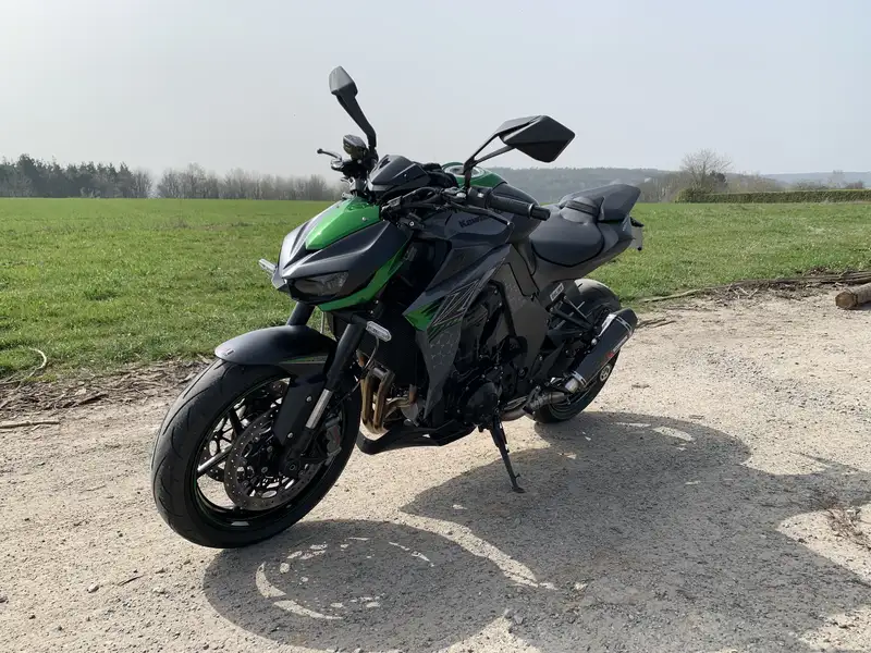 Kawasaki Z 1000 - foto 3