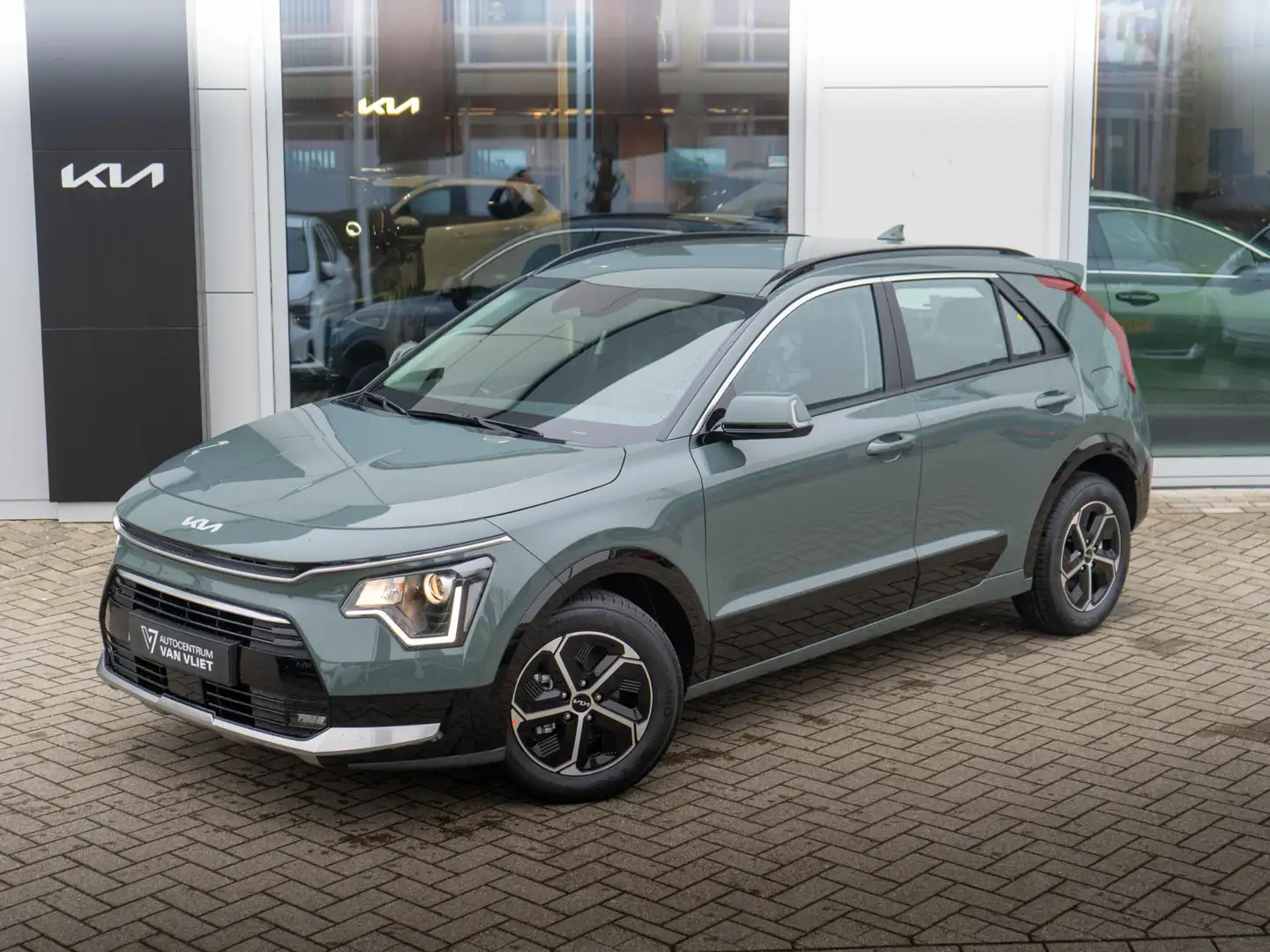 Kia Niro 1.6 GDi Hybrid DynamicLine | SNEL LEVERBAAR | MEDI Groen - 2