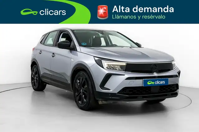Opel Grandland view 3
