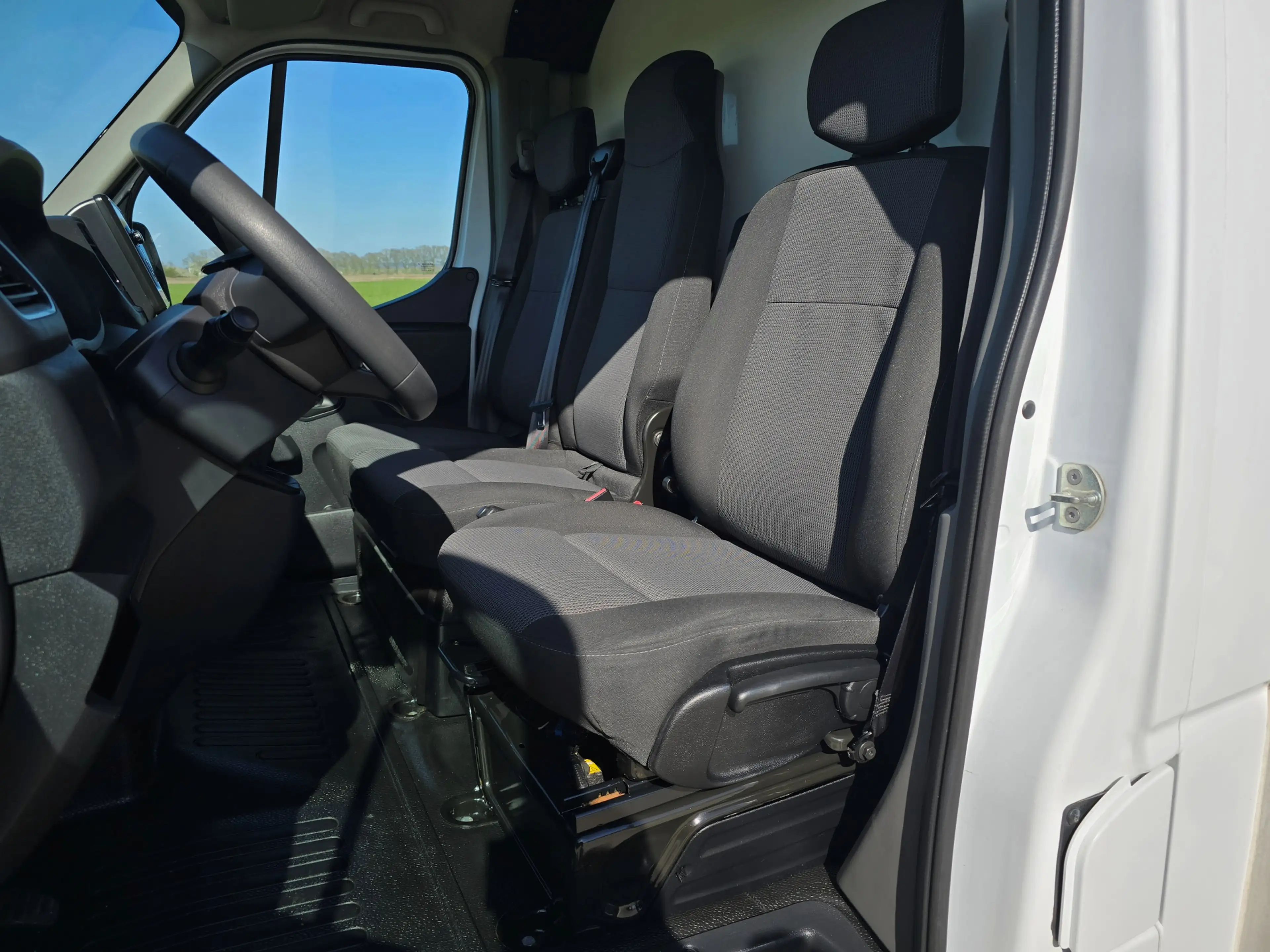 Renault Master T35 2.3 dCi Lowliner - 145 Pk - Euro 6 - Airco - C — photo 18