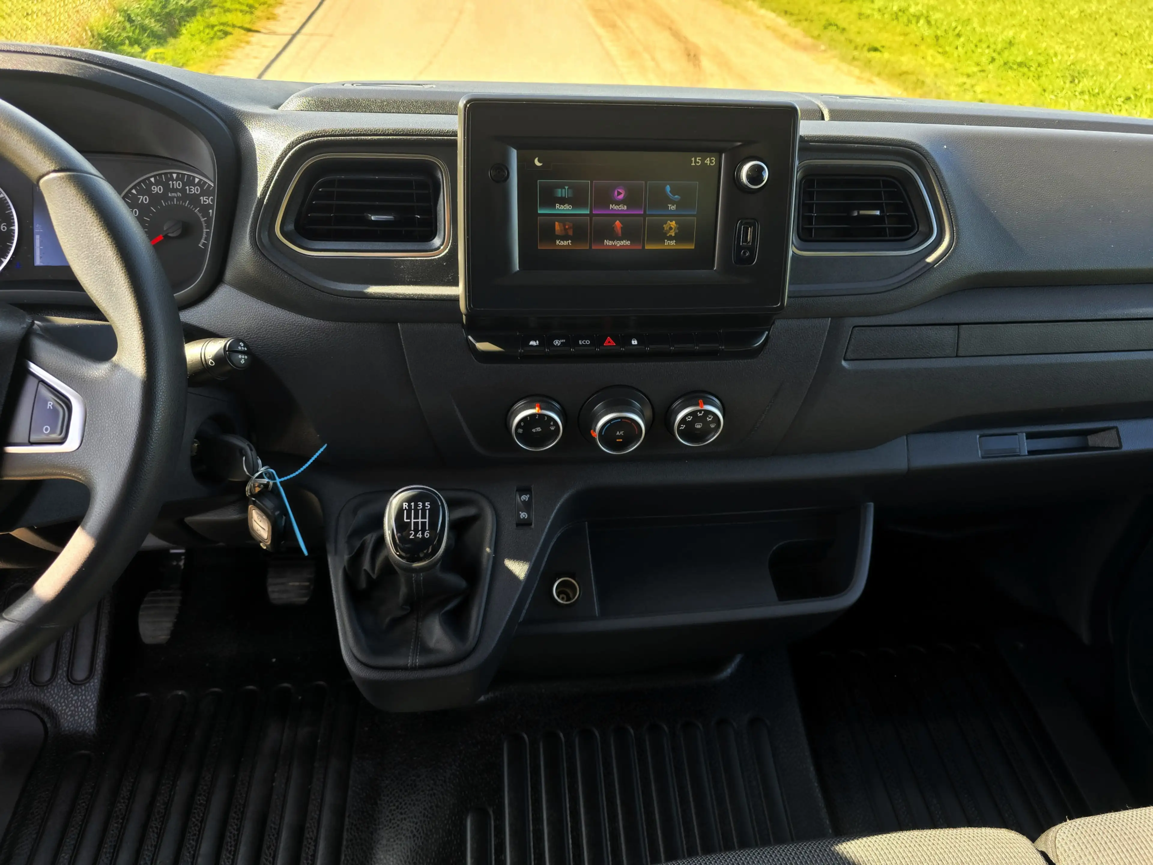 Renault Master T35 2.3 dCi Lowliner - 145 Pk - Euro 6 - Airco - C — photo 13