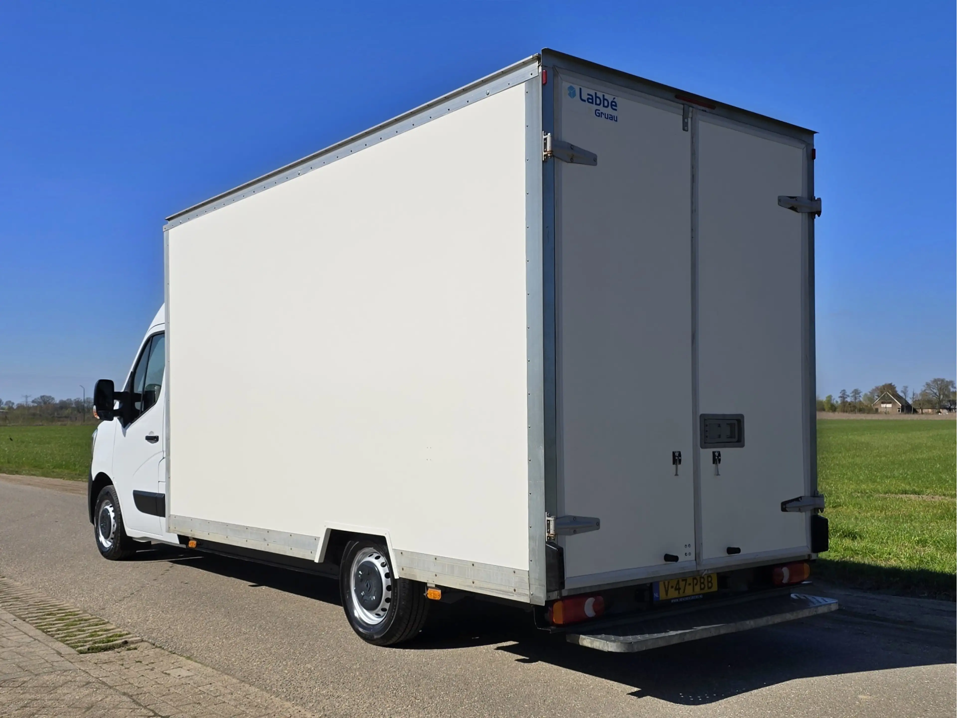 Renault Master T35 2.3 dCi Lowliner - 145 Pk - Euro 6 - Airco - C — photo 3