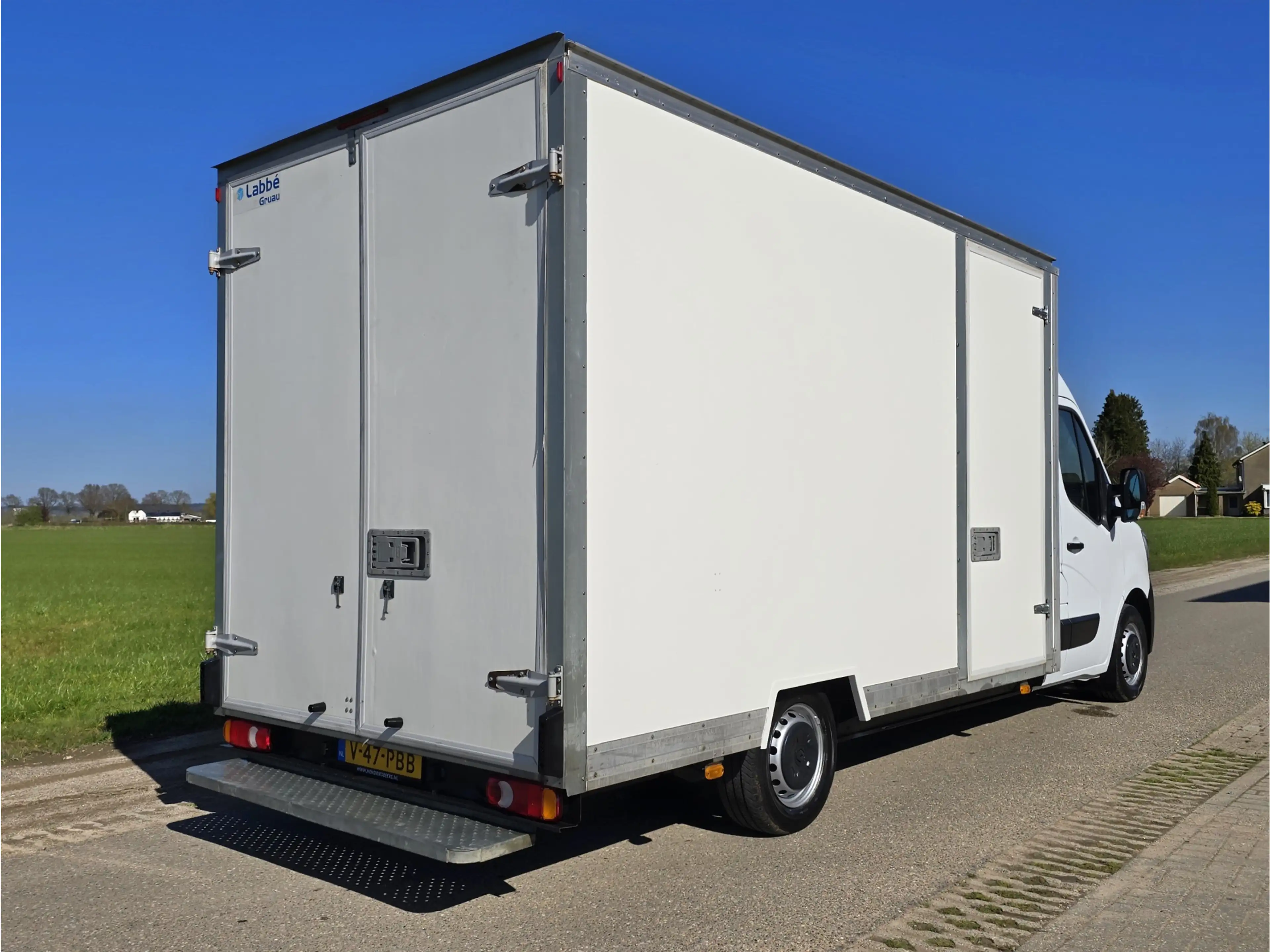 Renault Master T35 2.3 dCi Lowliner - 145 Pk - Euro 6 - Airco - C — photo 6