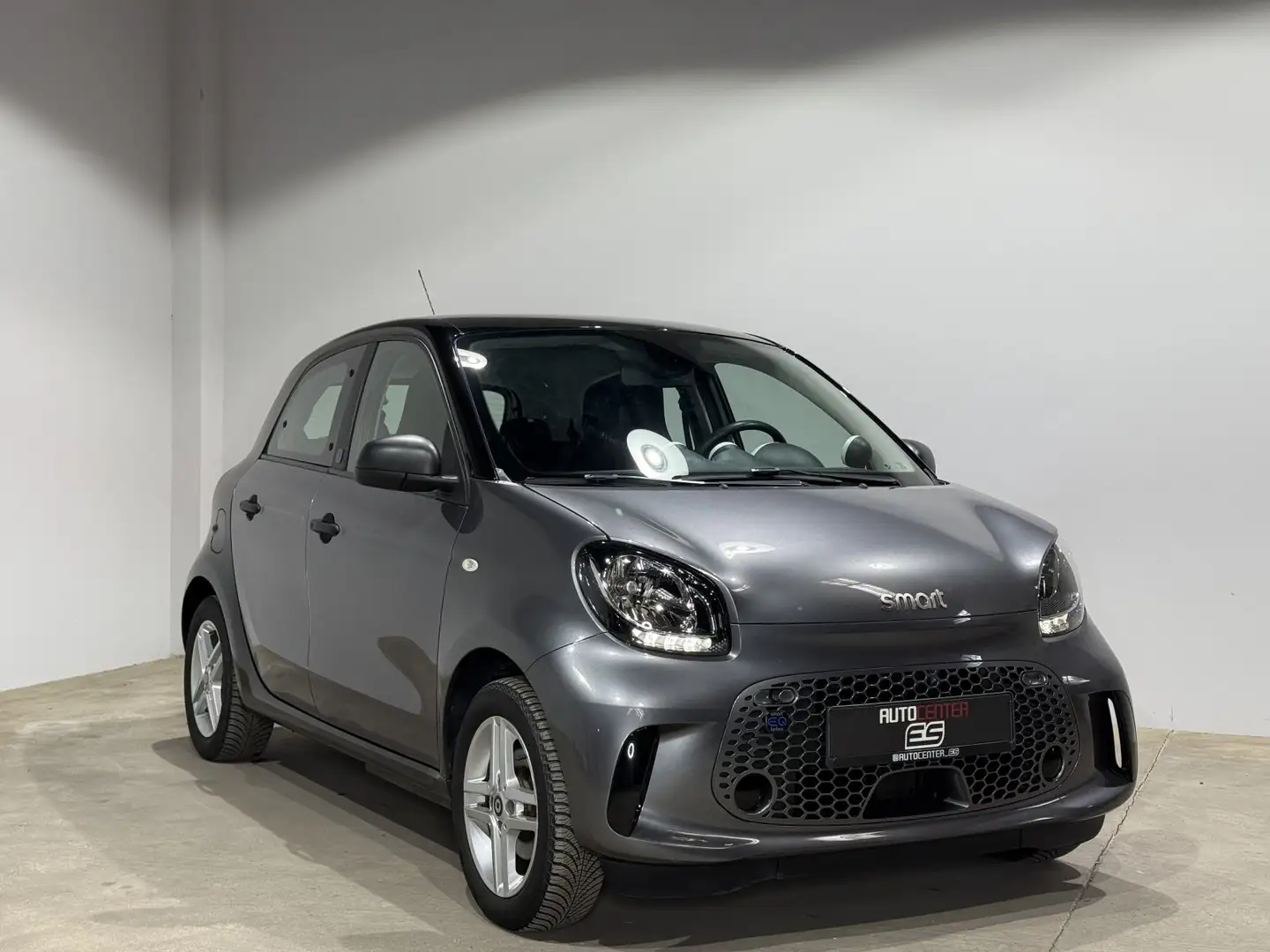 smart forFour EQ 60KW SHZ Klima Tempomat Gris - 2