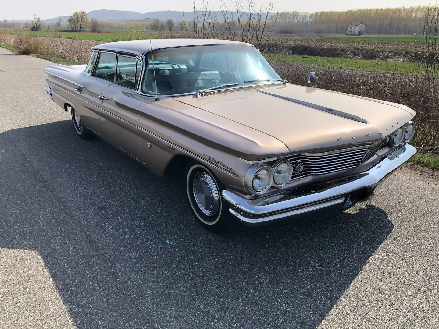 Pontiac Bonneville ventura Bronze - 1