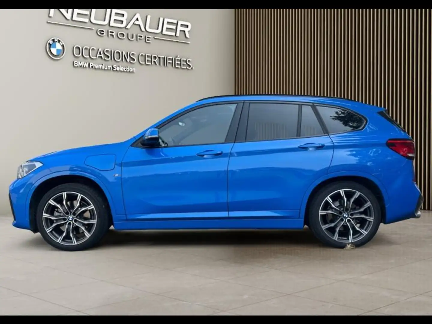 BMW X1 xDrive25eA 220ch M Sport Bleu - 2