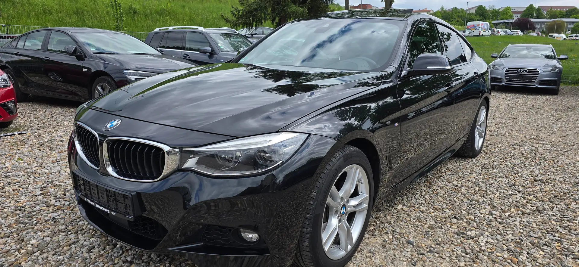 BMW 330 330 d M Sport Schwarz - 1