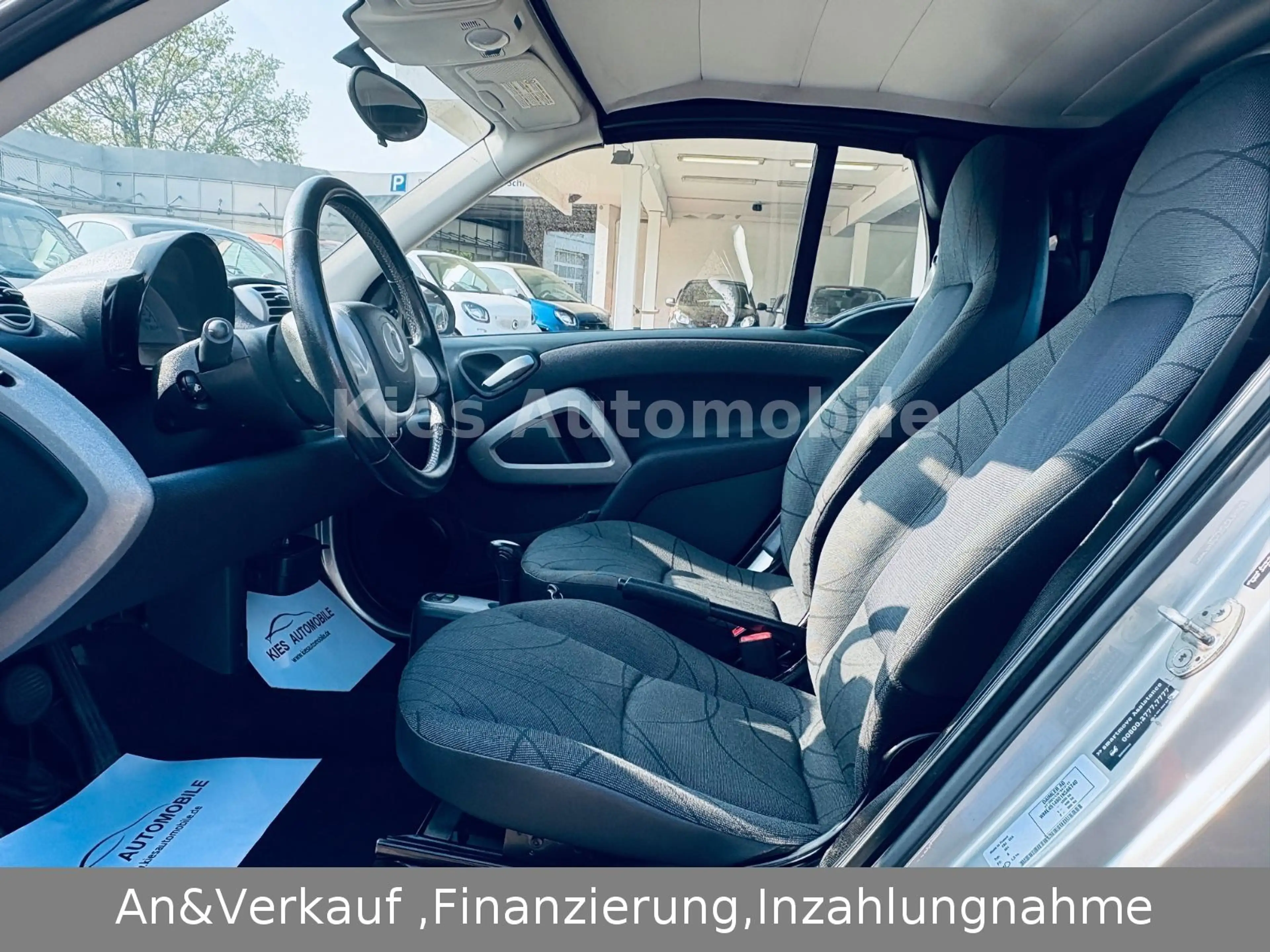 smart forTwo Cabrio Passion AUTOM/SERVO/SITZH/KLIMA — photo 14
