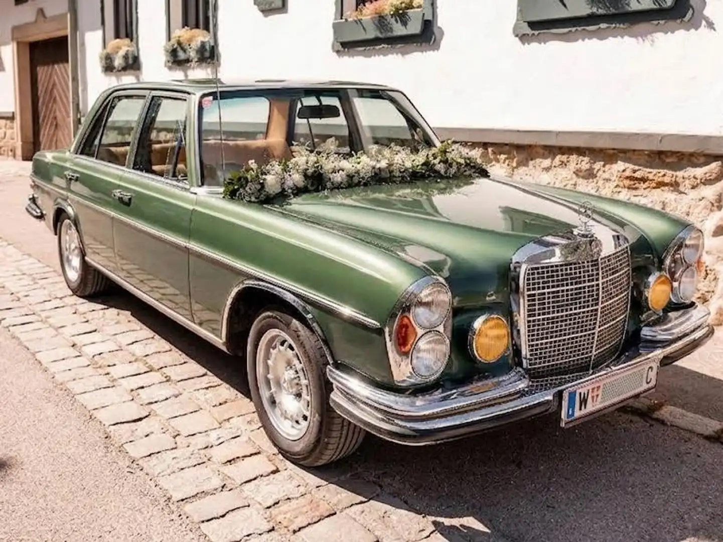 Mercedes-Benz 280 SE 3.5 Grün - 1