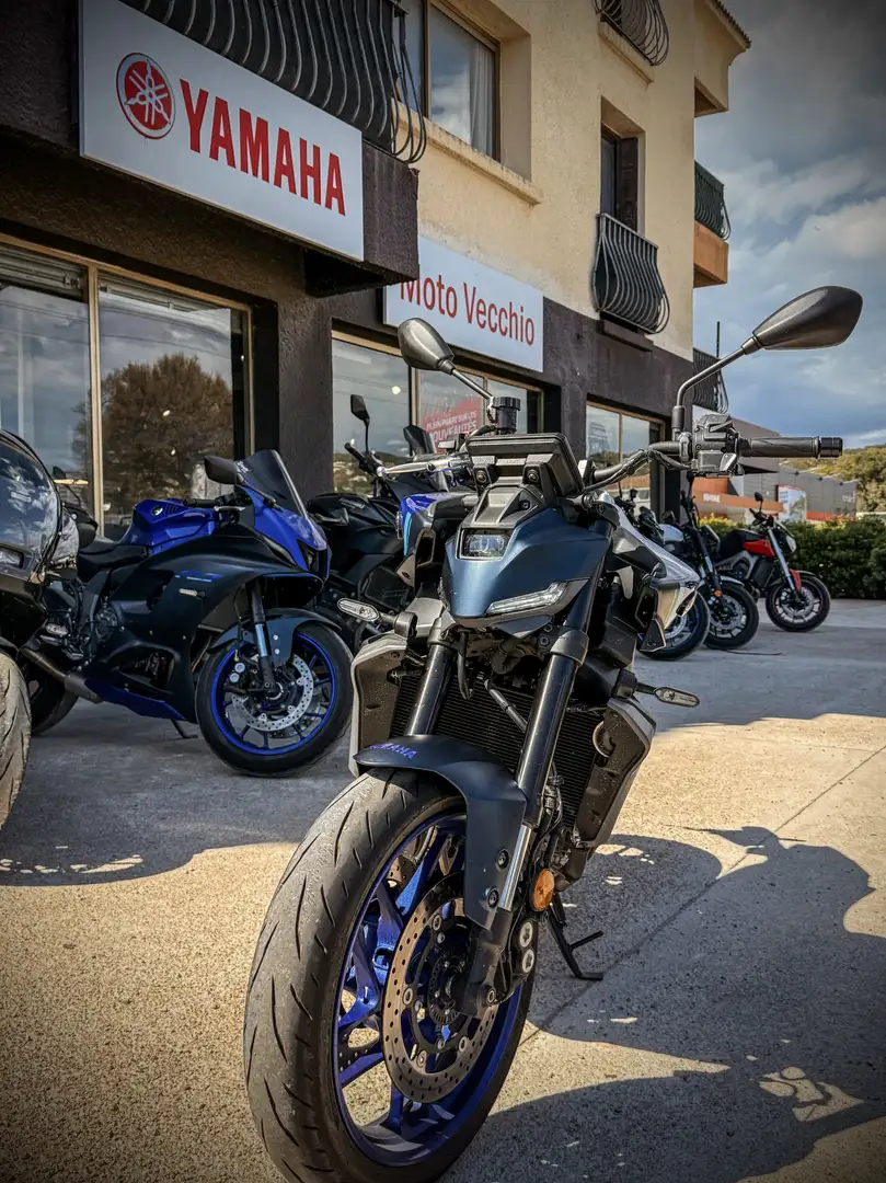 Yamaha MT-09 Albastru - 1