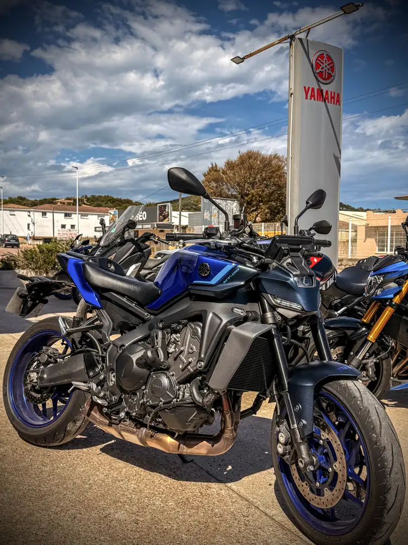 Yamaha MT-09 Bleu - 2