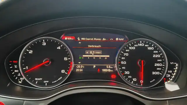 Audi A6 view 14