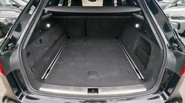 Audi A6 view 6