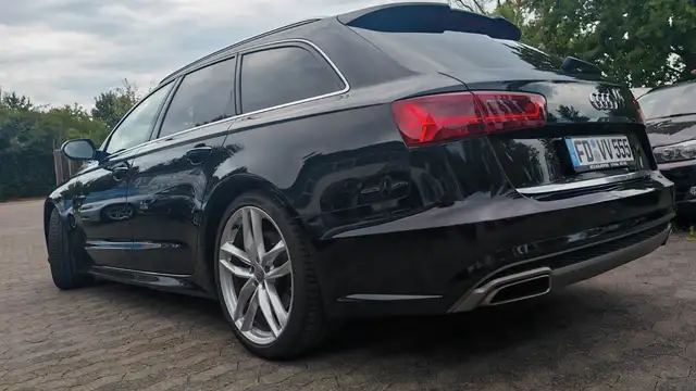 Audi A6 view 3