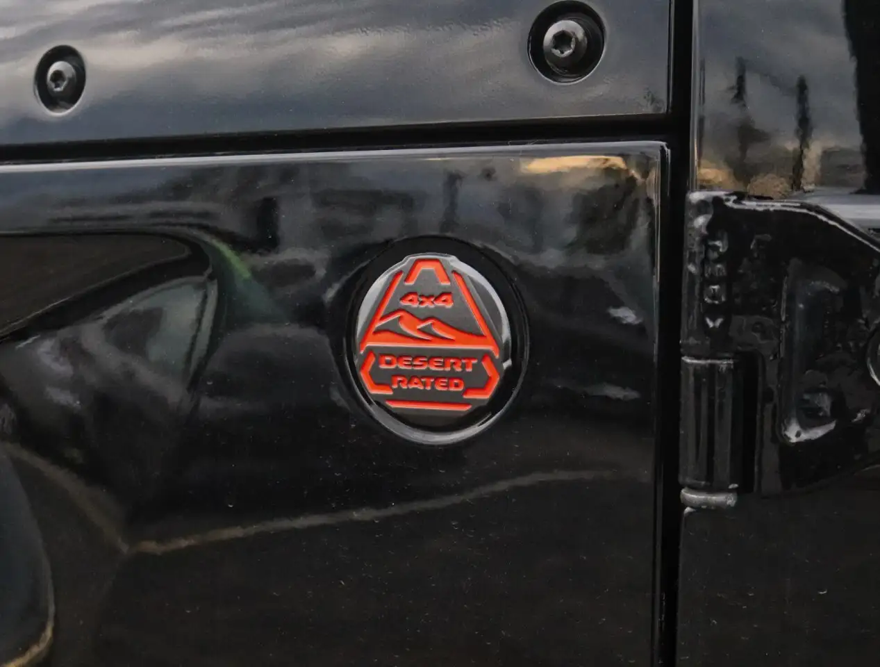 Jeep Gladiator photo Jeep Gladiator