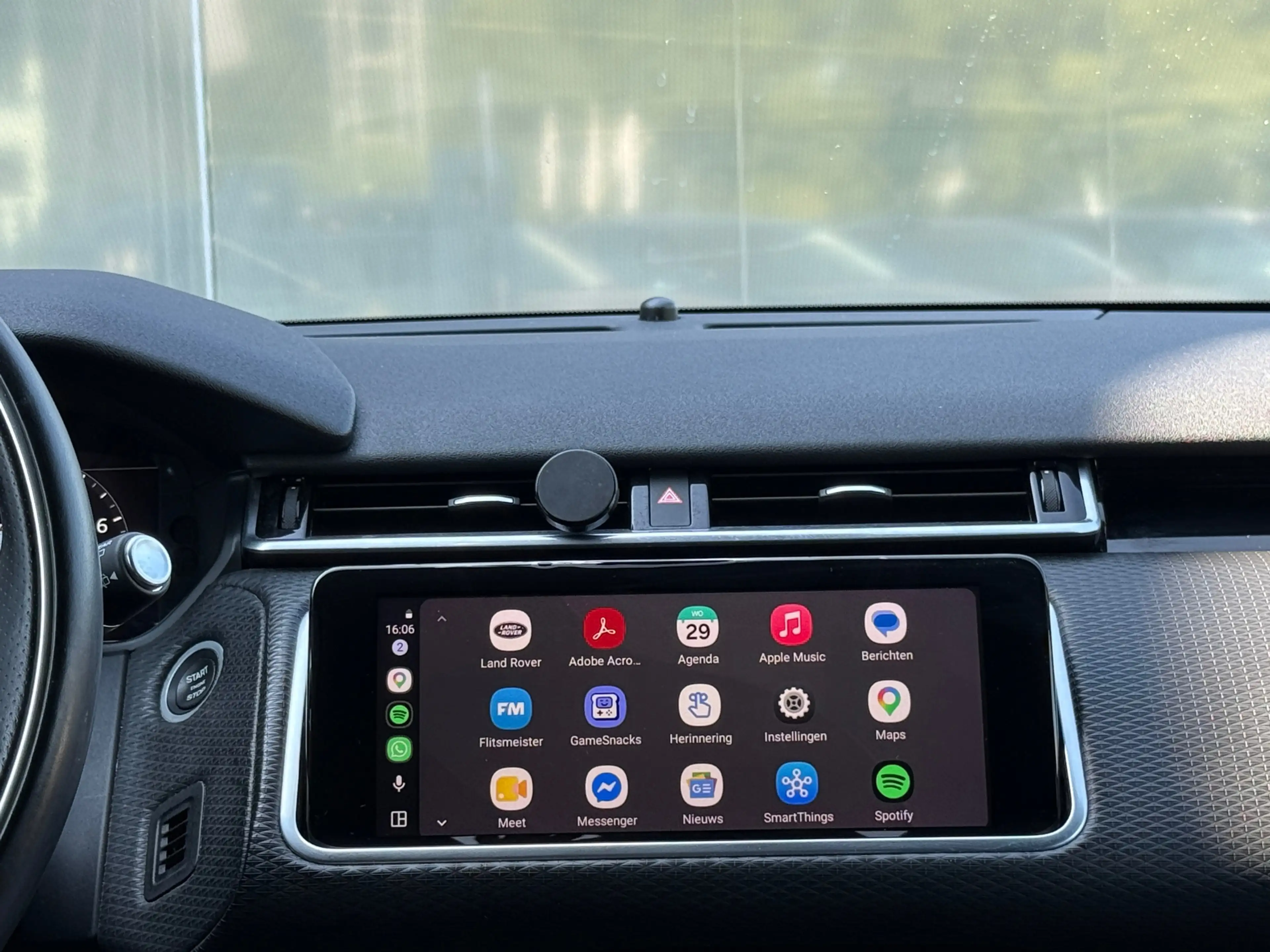 Land Rover Range Rover Velar P300 300pk Turbo AWD HSE R-Dynamic — photo 19