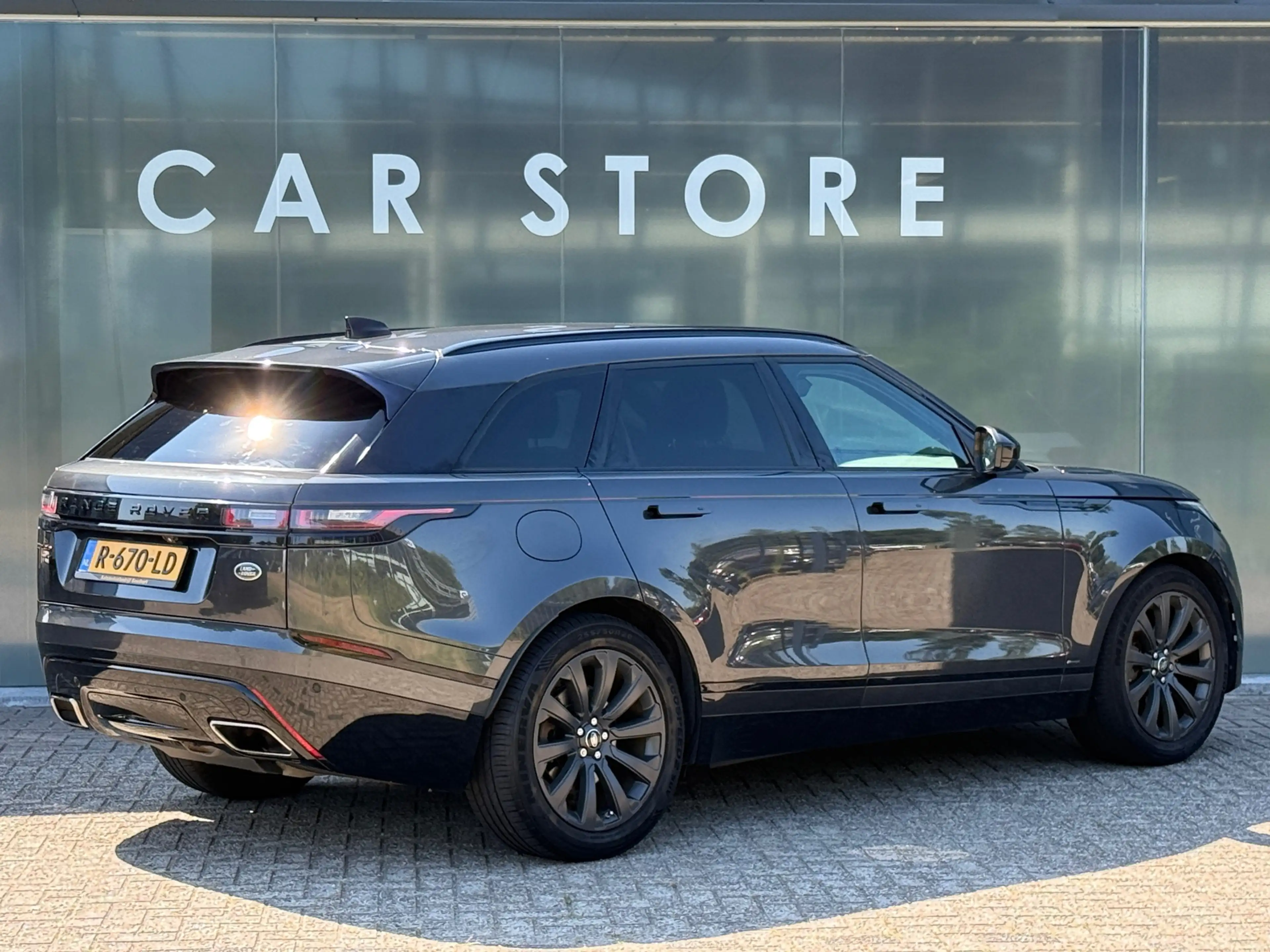 Land Rover Range Rover Velar P300 300pk Turbo AWD HSE R-Dynamic — photo 8
