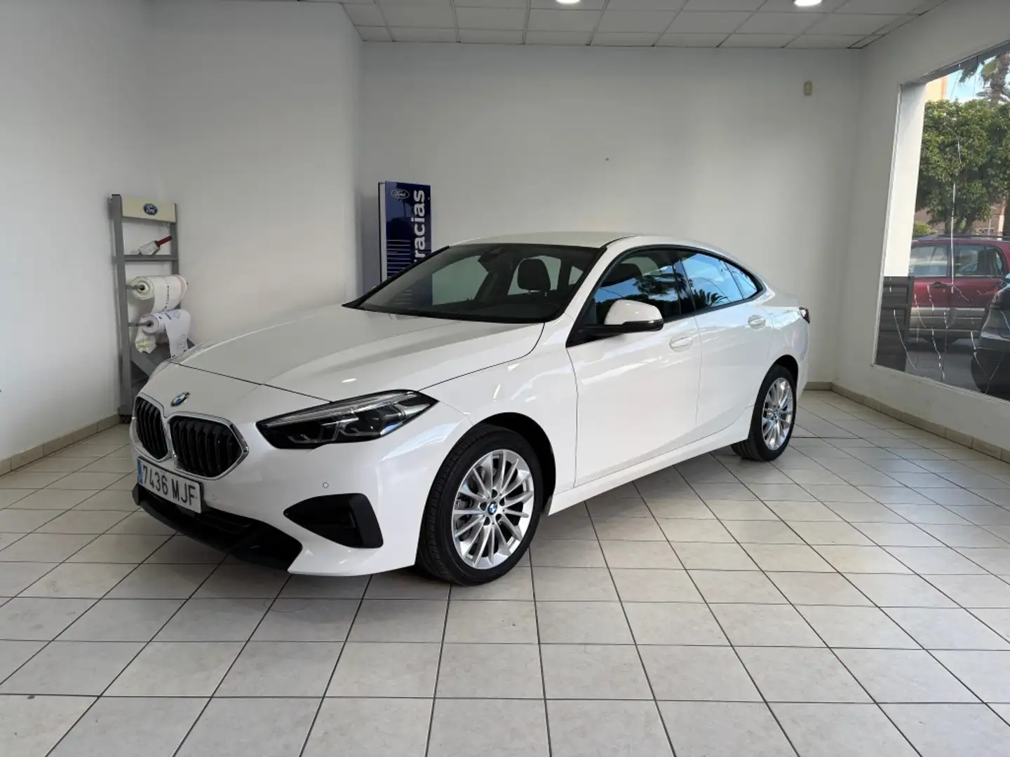 BMW 218 218iA Coupé Weiß - 1