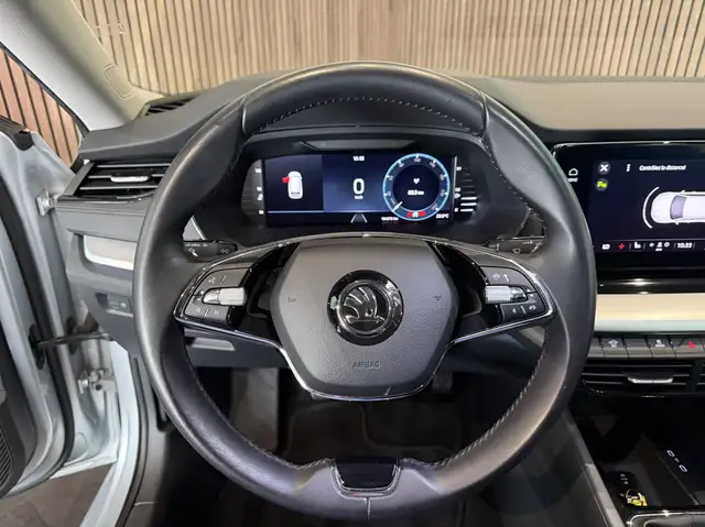 Skoda Octavia view 10