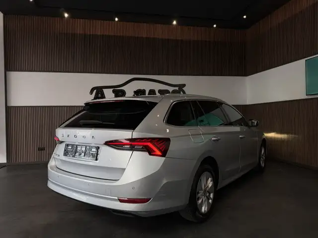 Skoda Octavia view 6