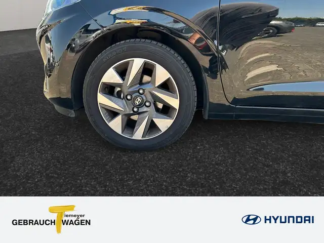 Hyundai I10 view 9