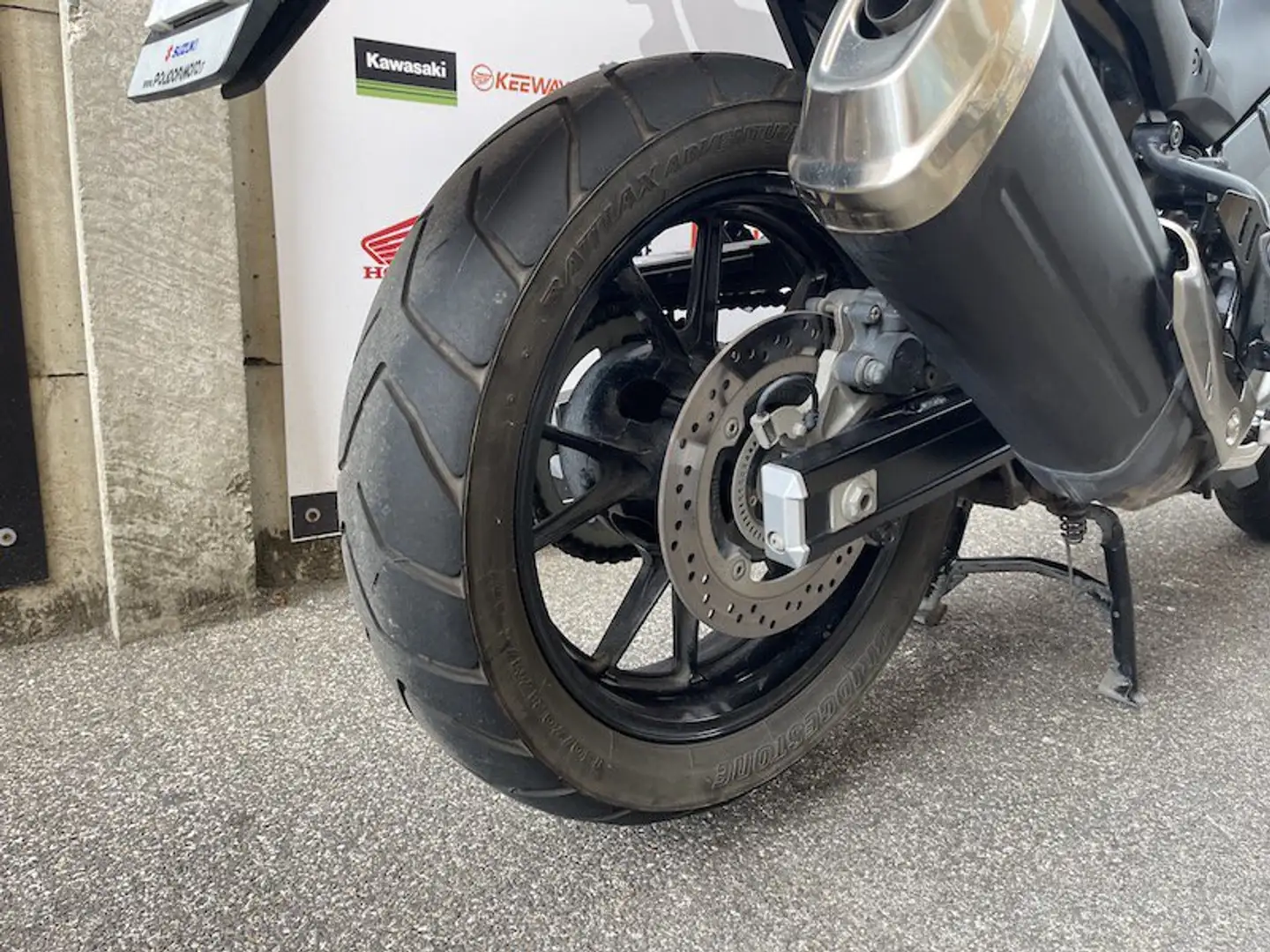 Suzuki V-Strom 650 - 2