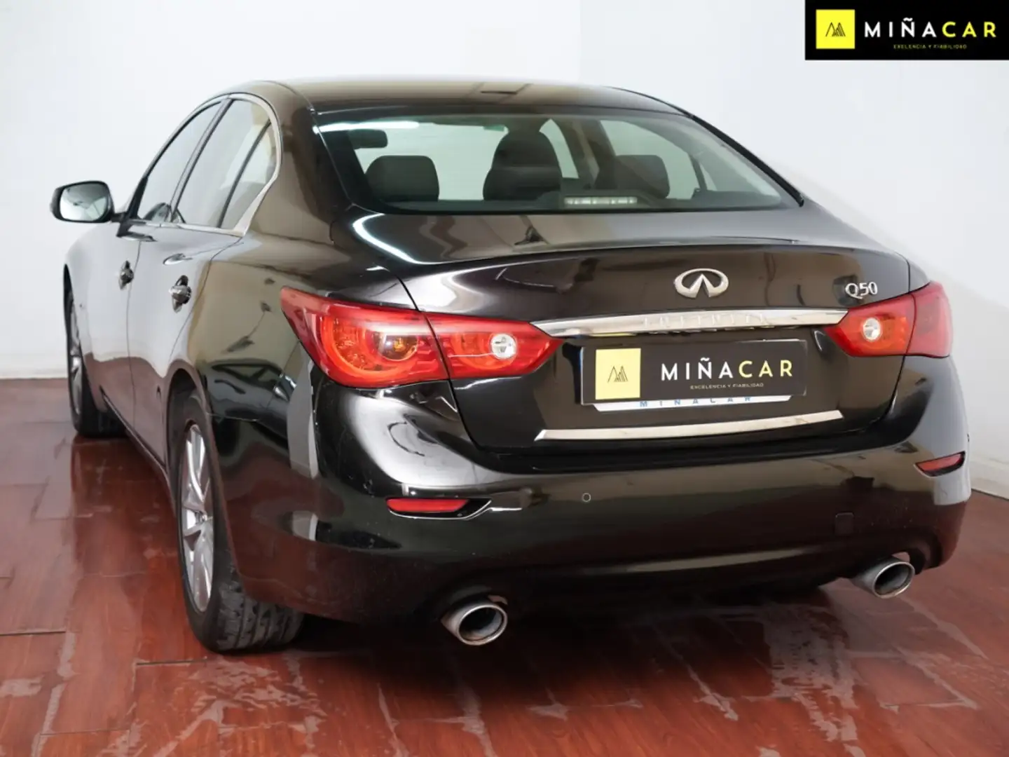 Infiniti Q50 2.2d Negro - 2