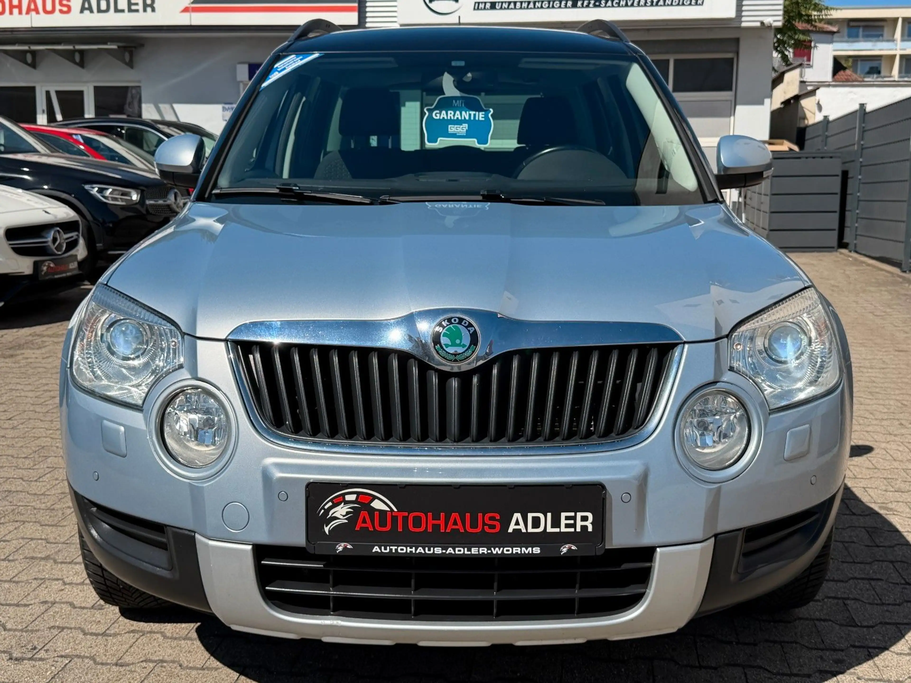 Skoda Yeti 2.0 Elegance Plus Edition*1HD*AHK*PDC*MEMRY — photo 2