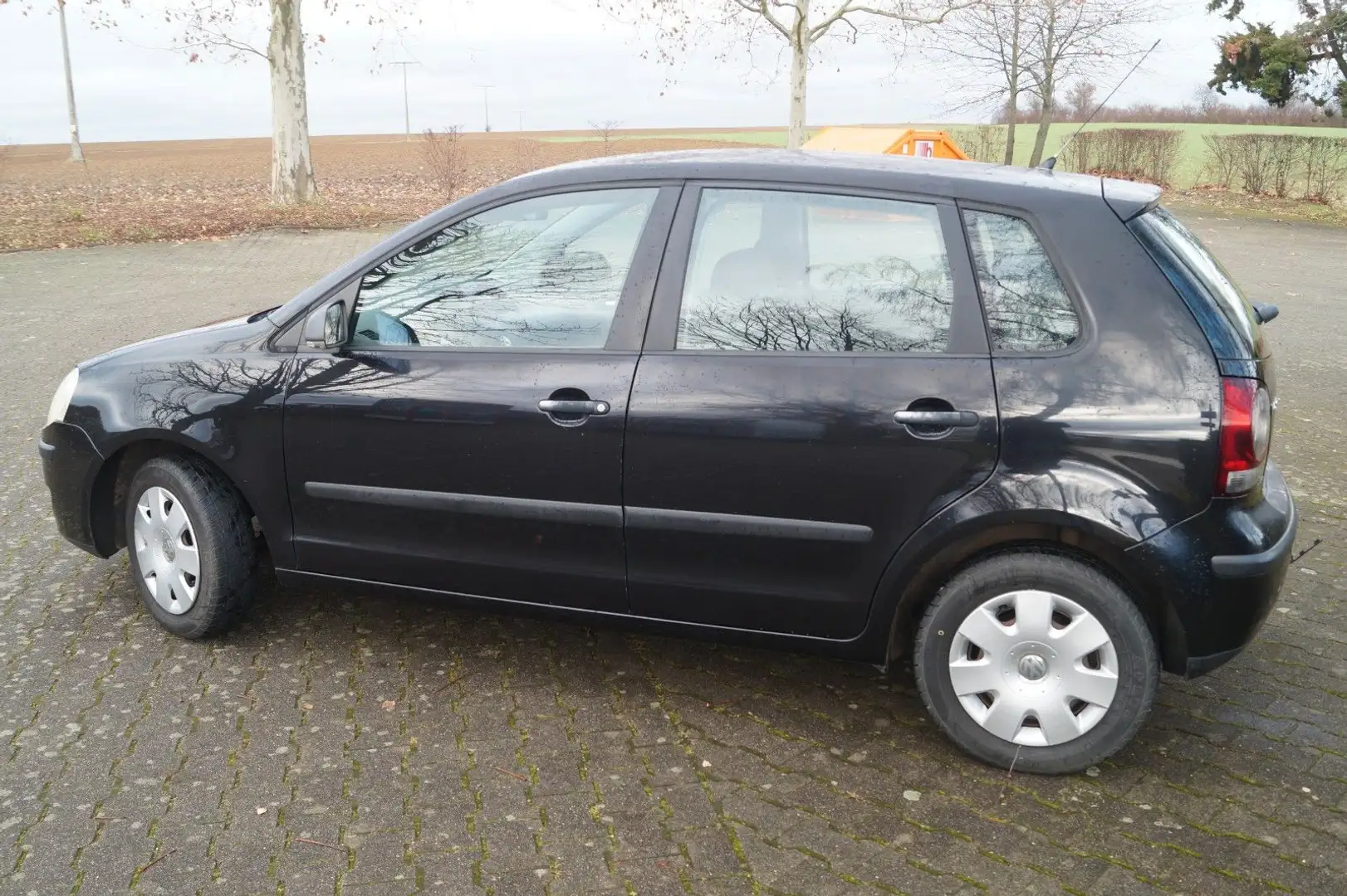 Volkswagen Polo IV Trendline Noir - 2