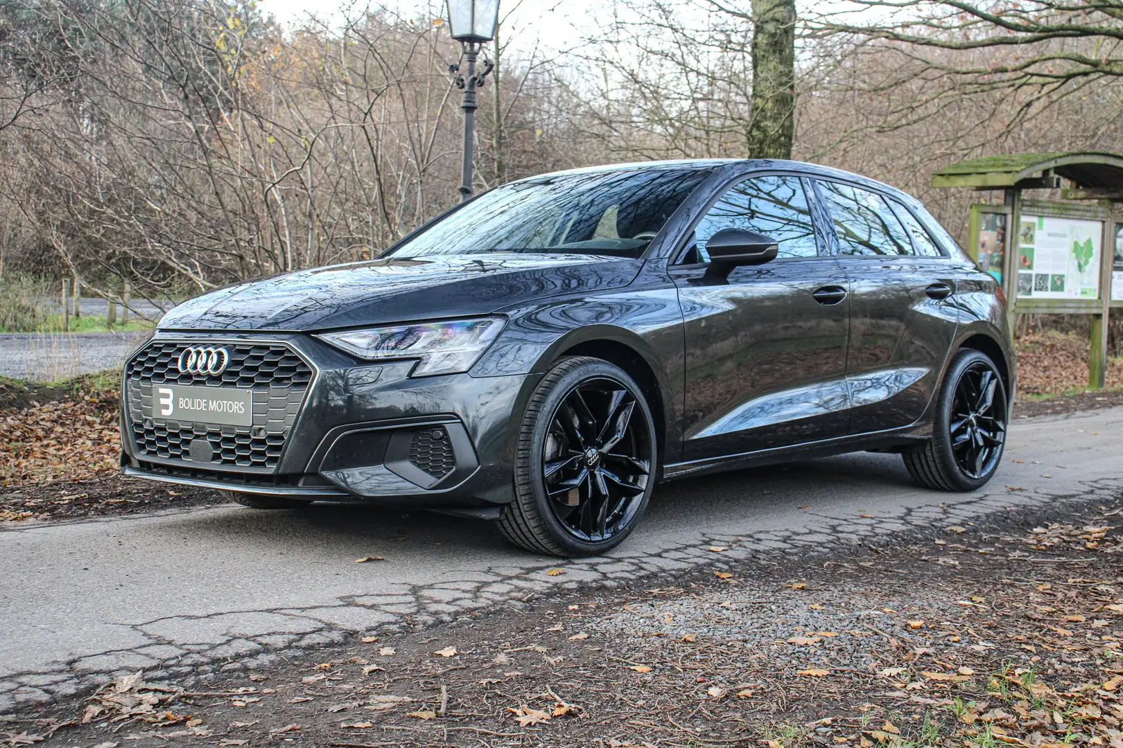 Audi A3 A3 30 TFSI Sportback S tronic *Carplay *android Gris - 2