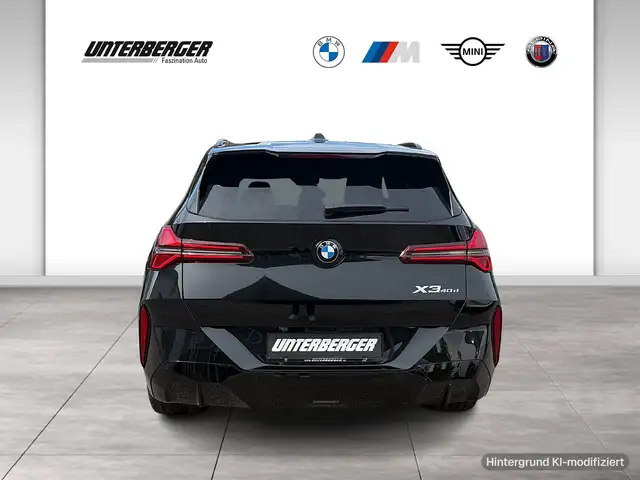 BMW X3 view 5