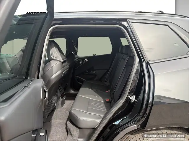 BMW X3 view 11