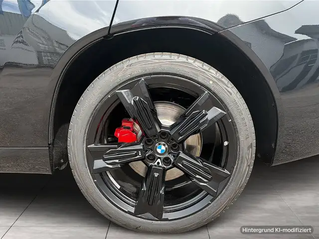 BMW X3 view 6