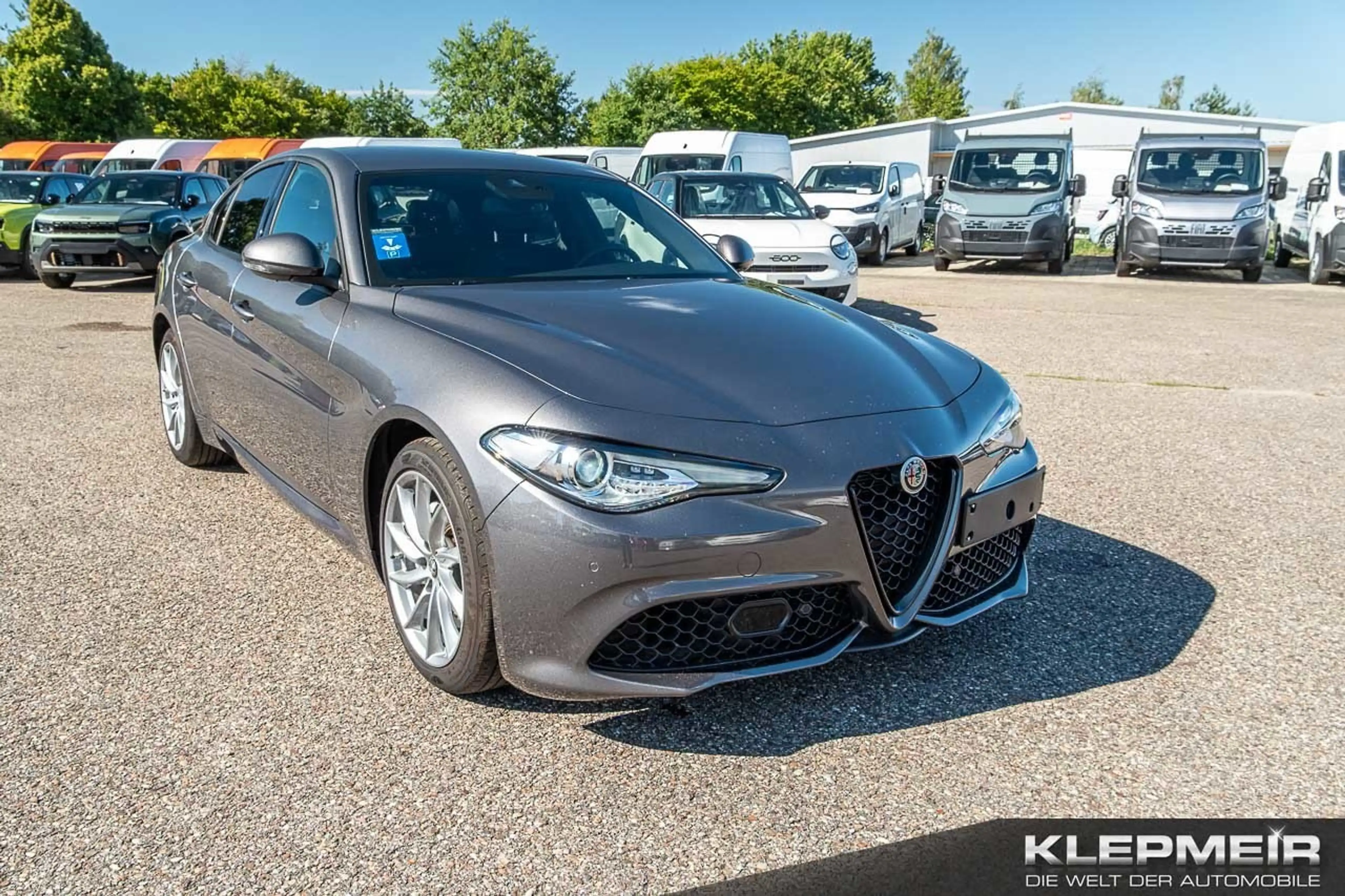 Alfa Romeo Giulia Sprint 2.0 Turbo 16V 147kW (200 PS) AT — photo 3