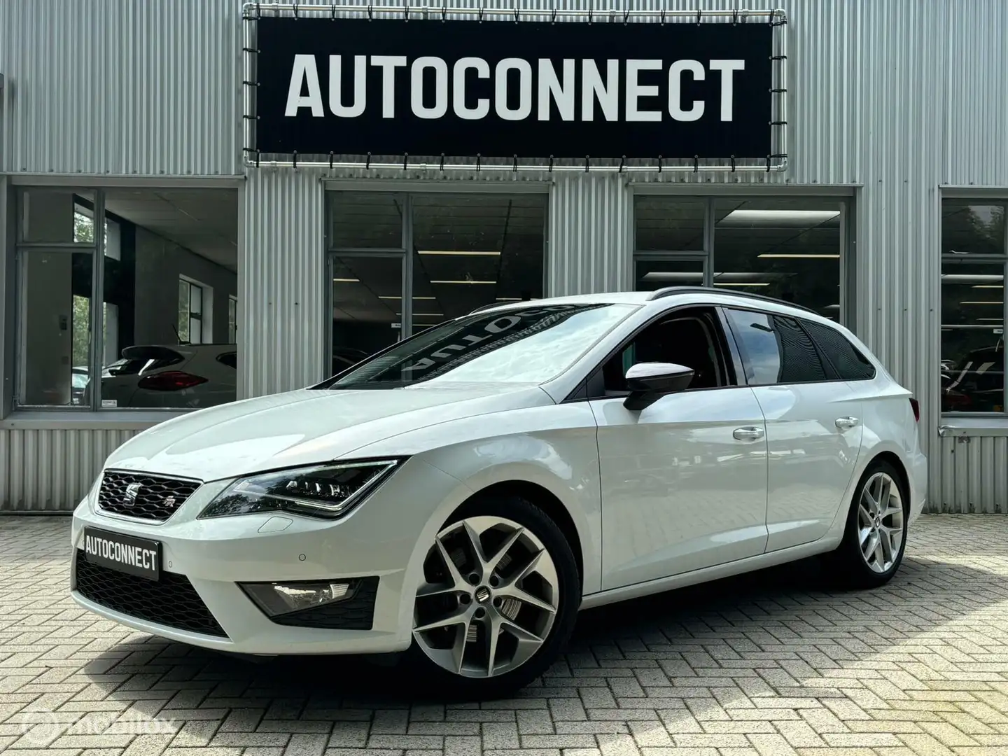 SEAT Leon ST 1.8 TSI FR, CARPLAY, CRUISE,STOELVERWARMING PDC Blanco - 1