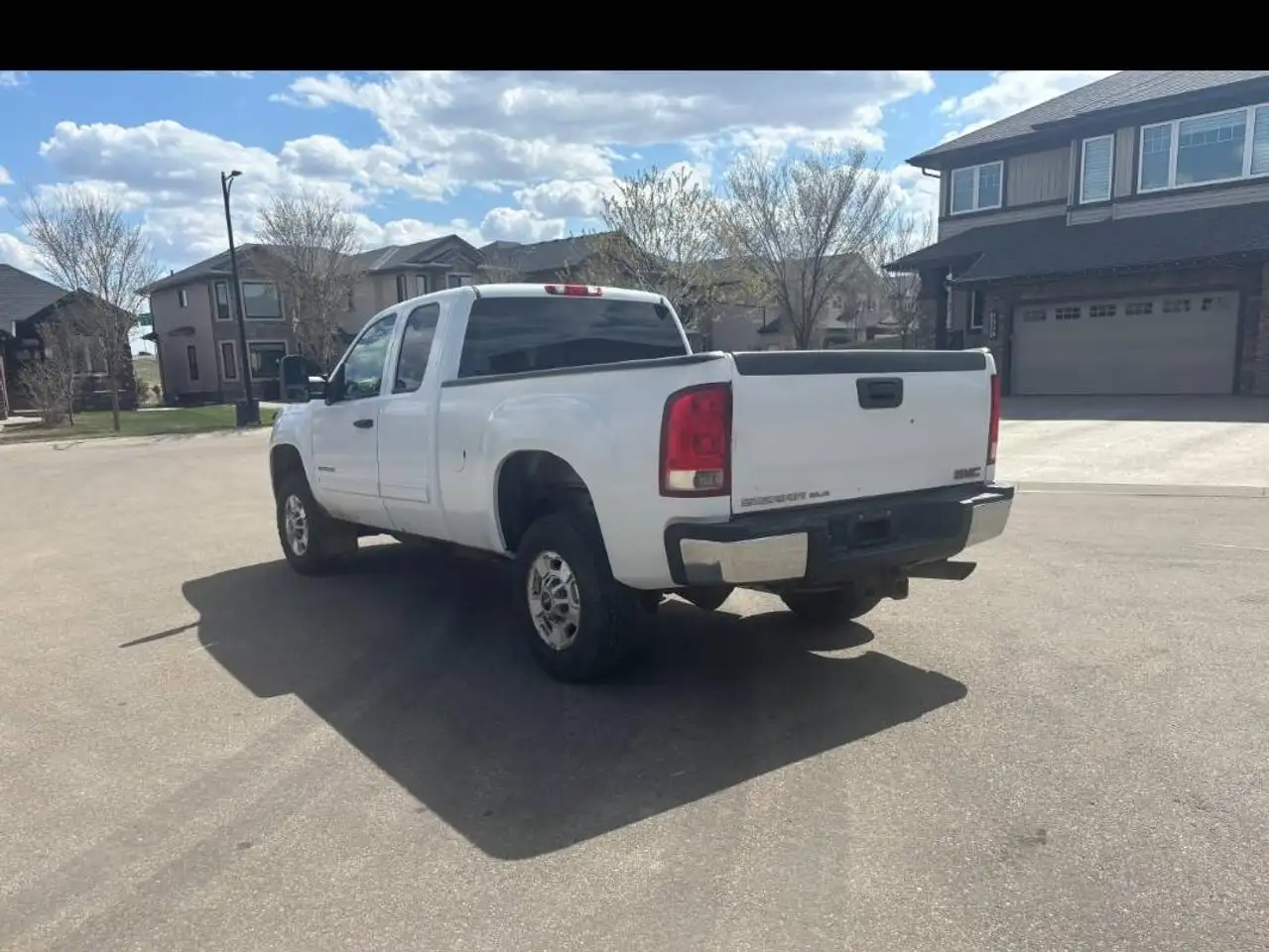 GMC Sierra 2500HD снимка GMC Sierra 2500HD