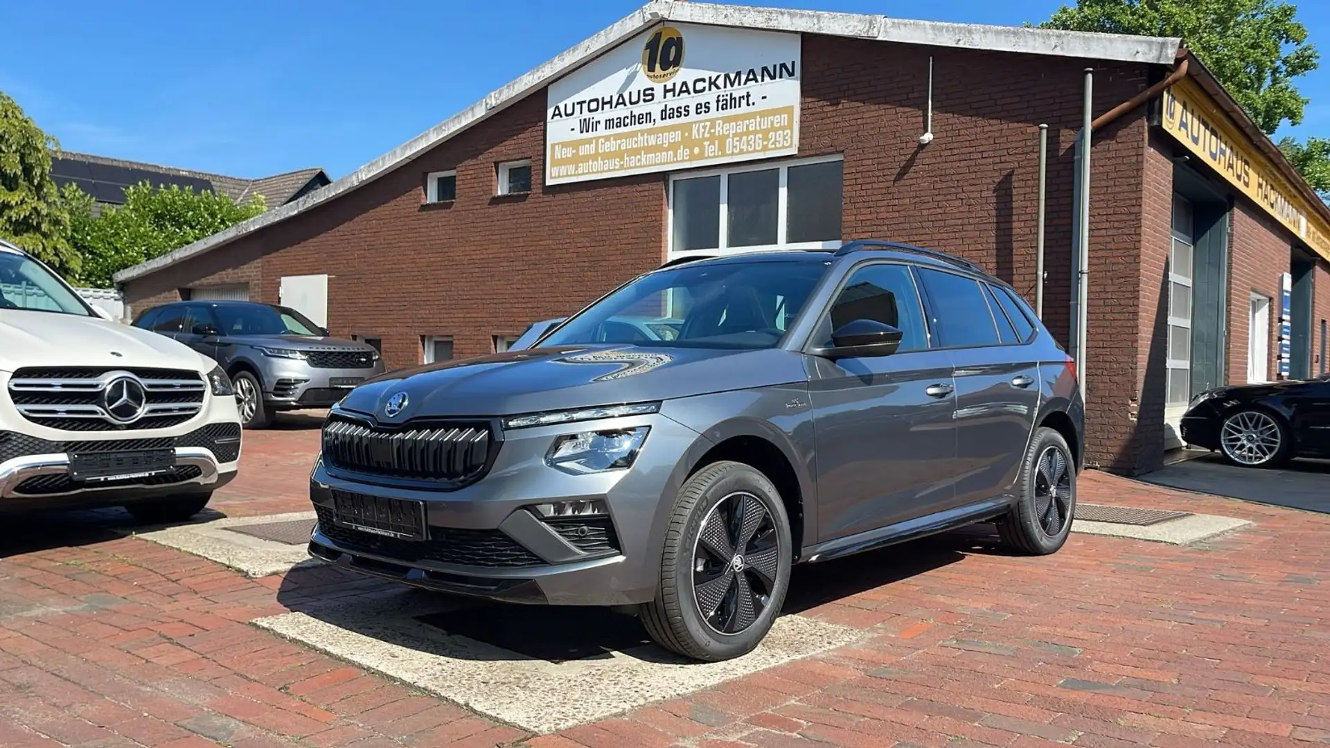 Skoda Kamiq Monte Carlo 1.5 TSI beh.WSS+Matrix+Pano Grijs - 1