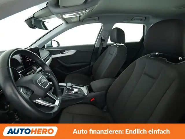 Audi A4 view 10