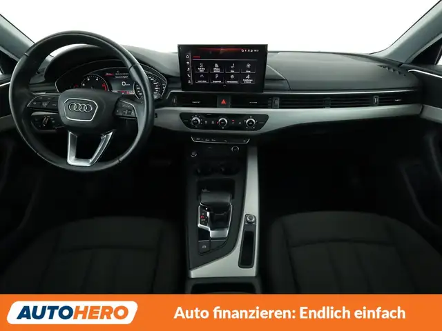 Audi A4 view 12
