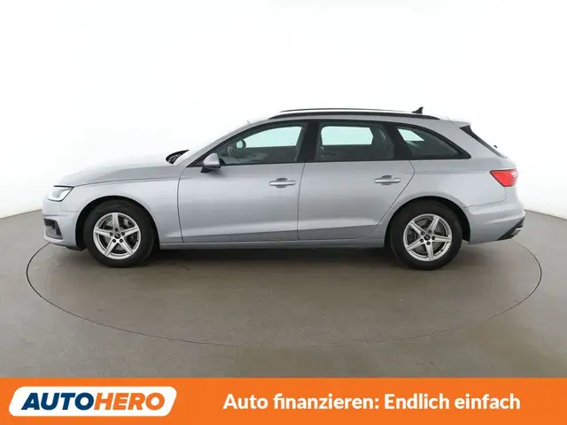 Audi A4 view 3