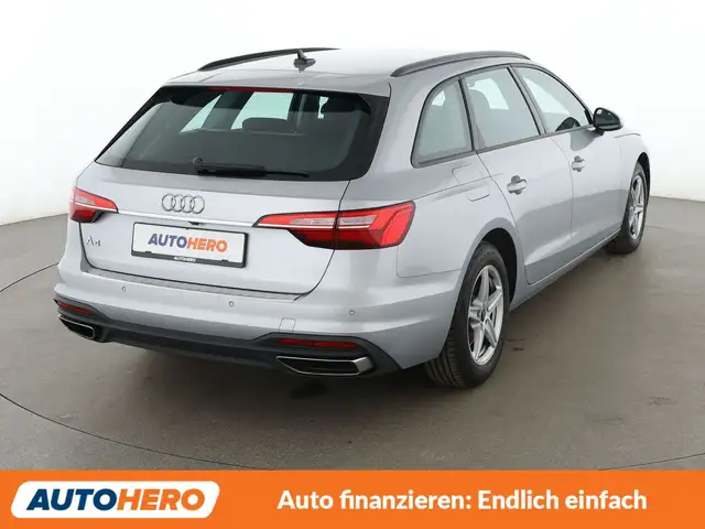 Audi A4 view 6