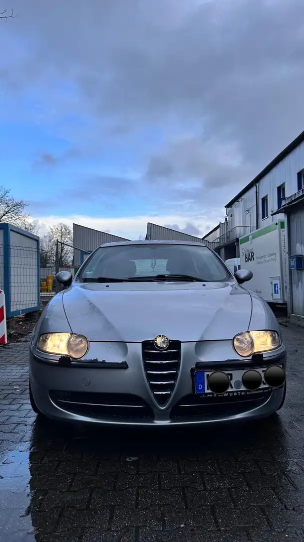 Alfa Romeo Alfa 6 2.0 Selespeed Distinctive Szary - 1