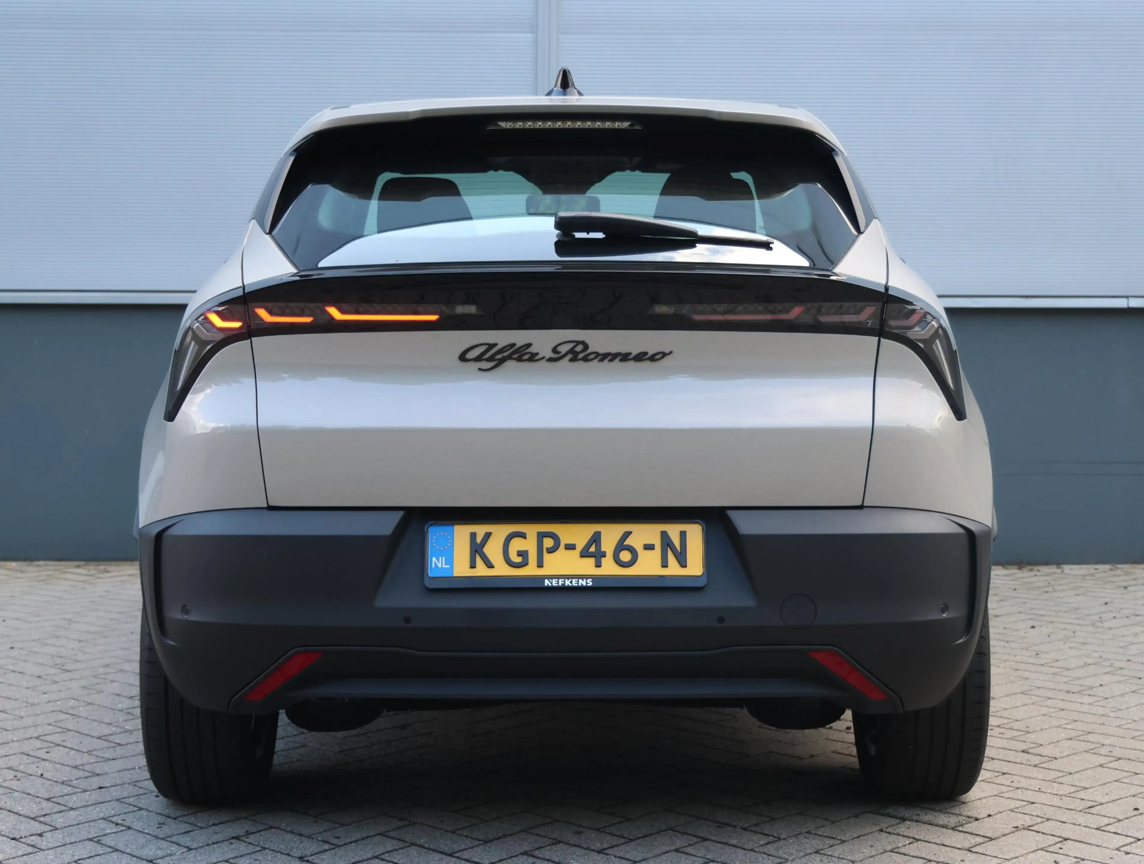 Alfa Romeo Junior Elettrica 54 kWh | ACCU 97,4% | Apple Carplay / An — photo 9