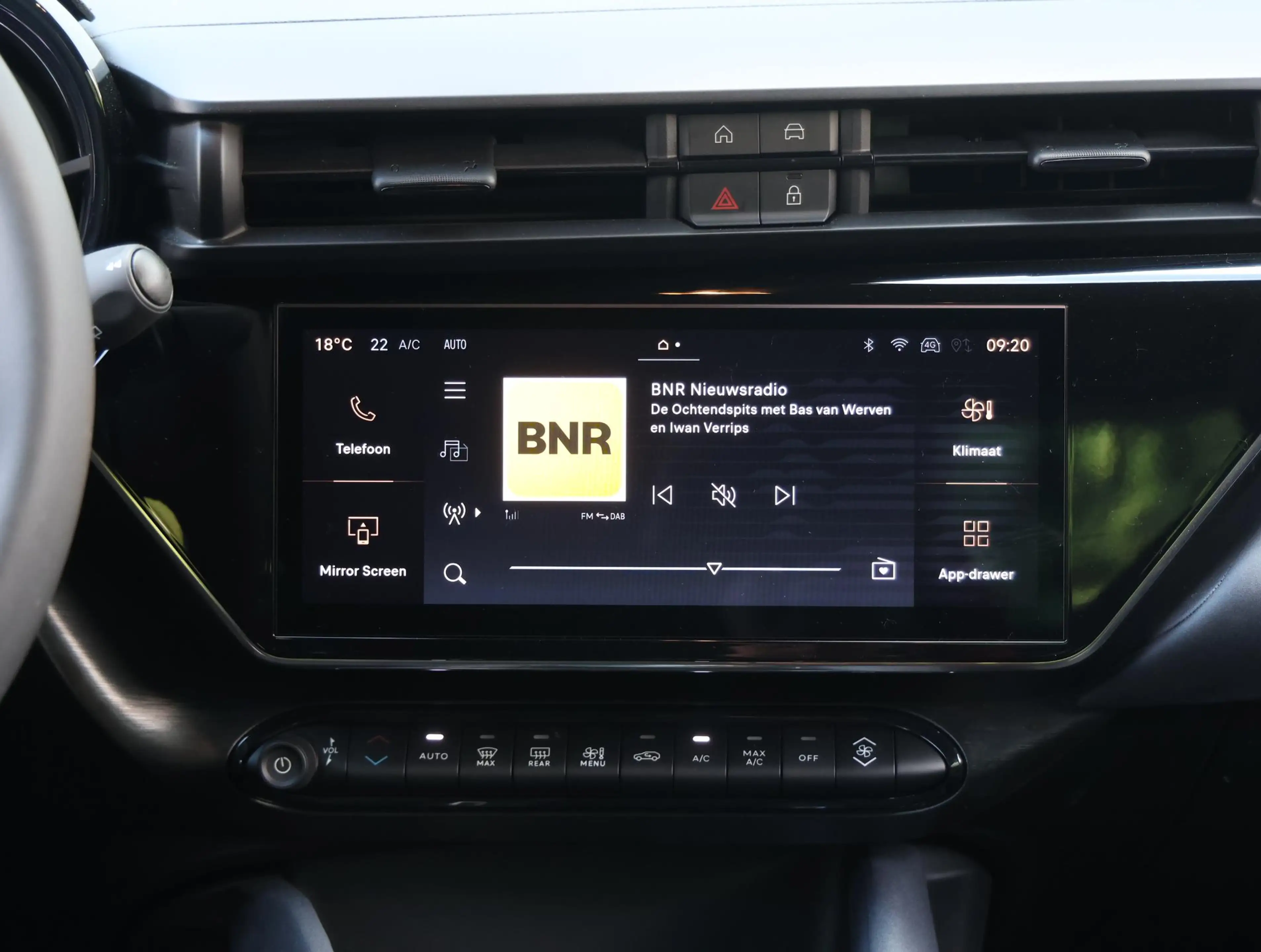 Alfa Romeo Junior Elettrica 54 kWh | ACCU 97,4% | Apple Carplay / An — photo 15