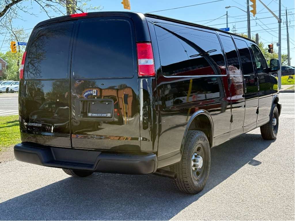 2022 Chevrolet Express 2500 Cargo Van