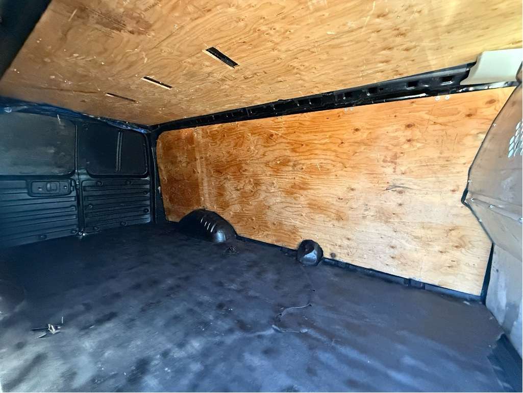 2022 Chevrolet Express 2500 Cargo Van