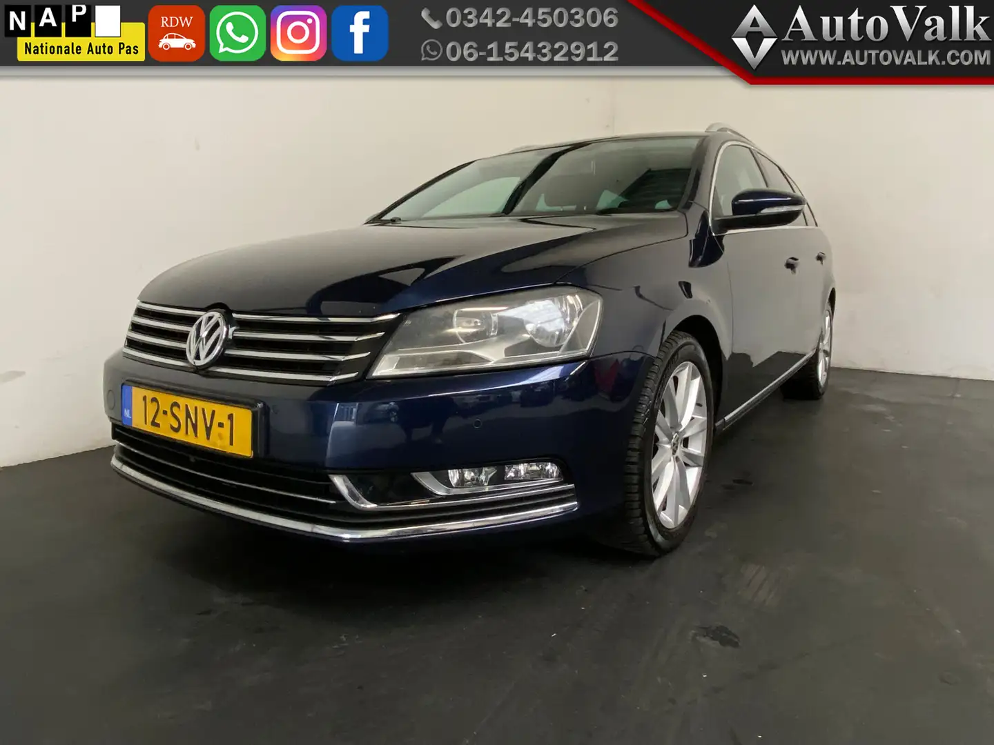 Volkswagen Passat Variant 1.4 TSI Highline BlueMotion. APK 11-2026! Bleu - 1