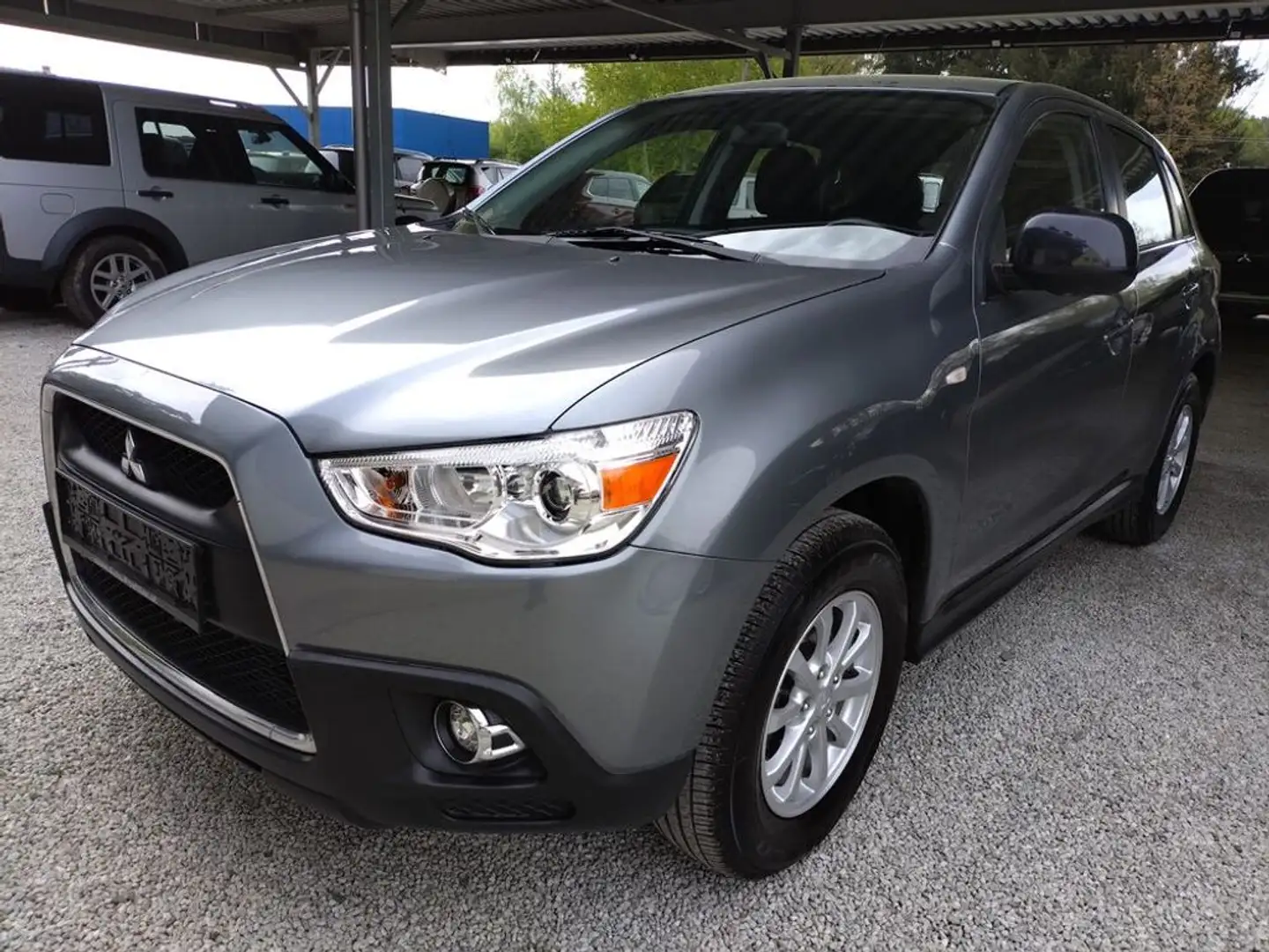 Mitsubishi ASX ASX 1,8 DI-D LP Invite 4x4 ! Serviceheft/1.Besitz! Grau - 1